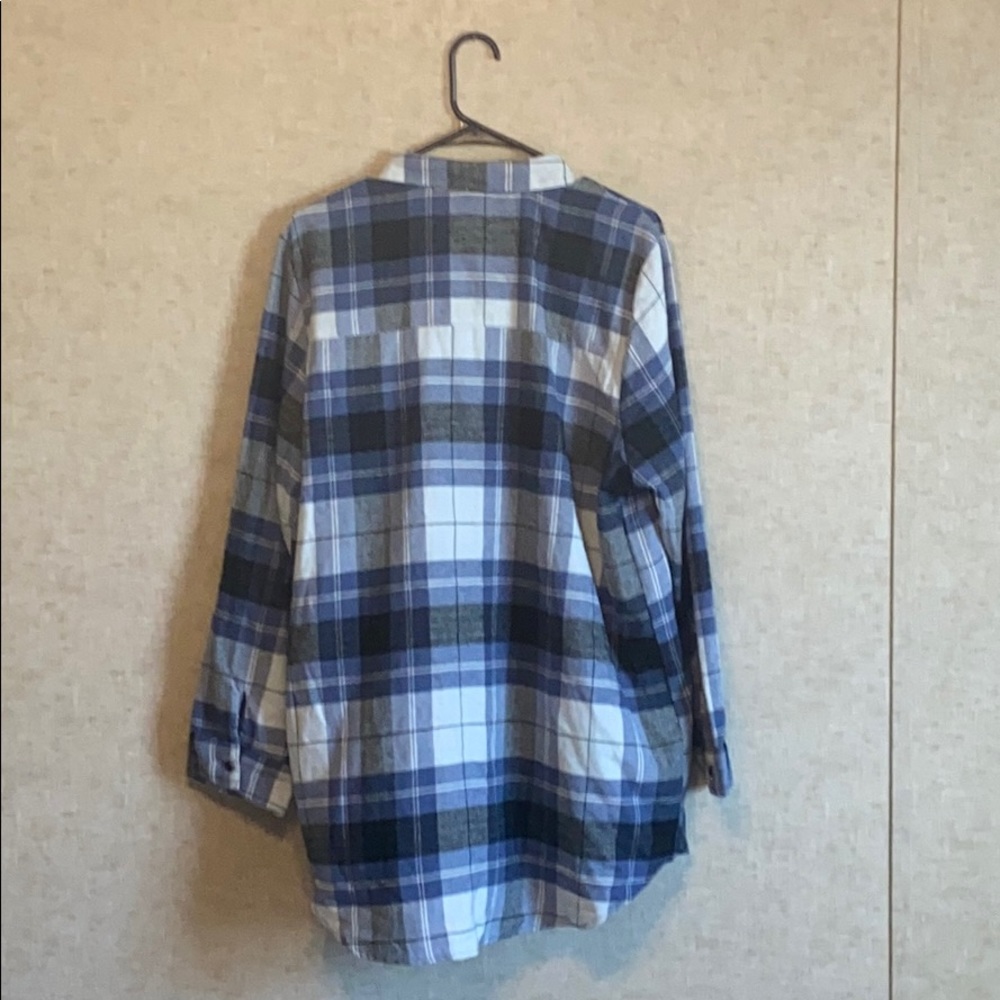 Blue button down - Picture 2 of 3